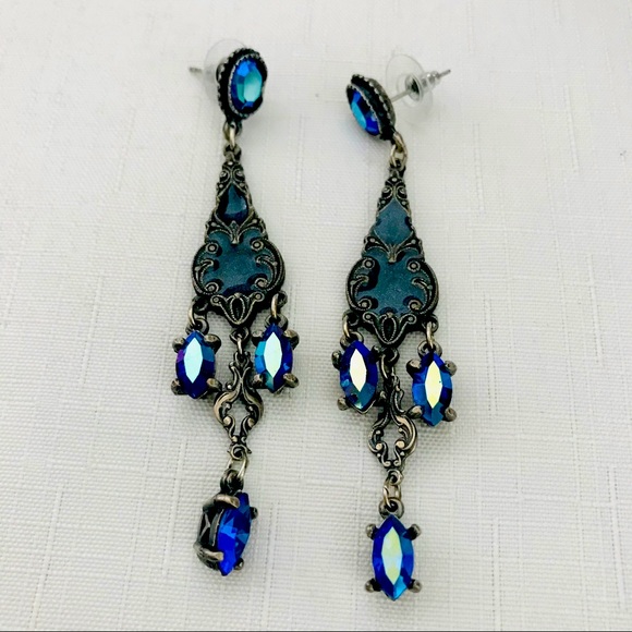 Earrings~Iridescent Blue Long / Host Pick - Picture 5 of 16